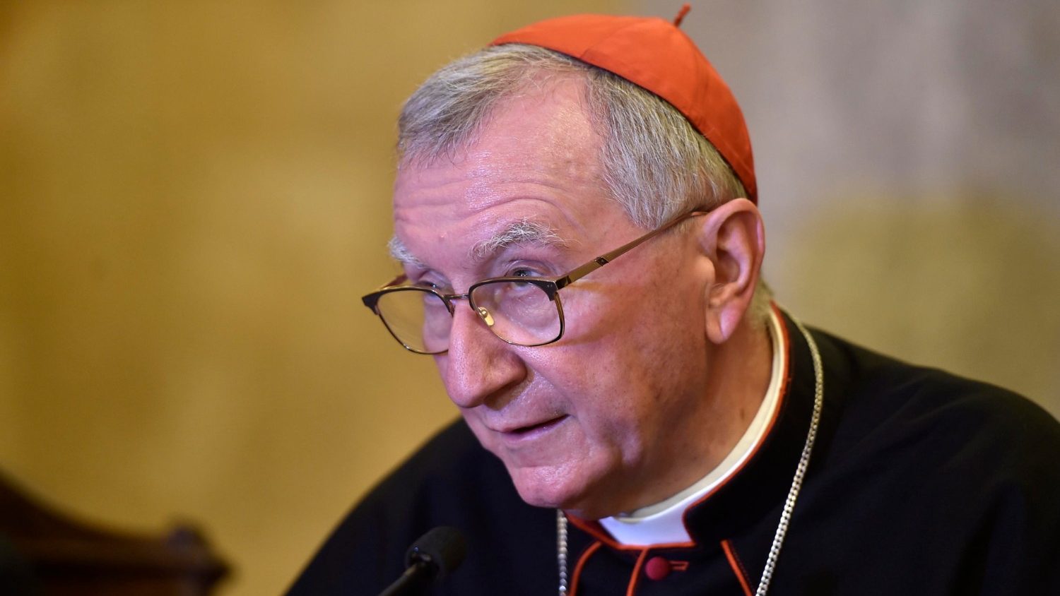 Cardeal Parolin, preocupado com o ataque ao primeiro-ministro eslovaco: “Parece que não há mais limites”